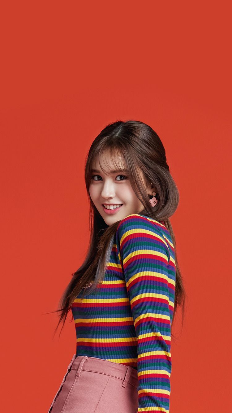 Jeon Somi K-Pop Singer 2020 Wallpapers