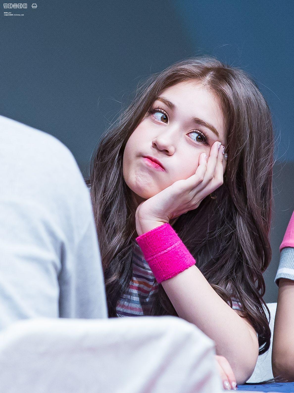 Jeon Somi K-Pop Singer 2020 Wallpapers