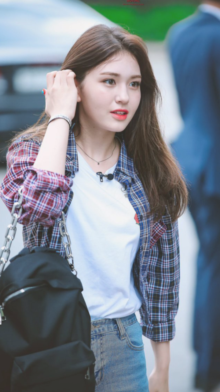 Jeon Somi м „м†ЊлЇё Wallpapers