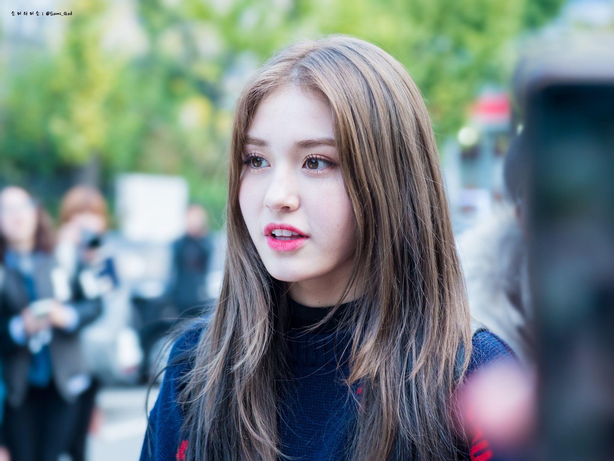 Jeon Somi Wallpapers