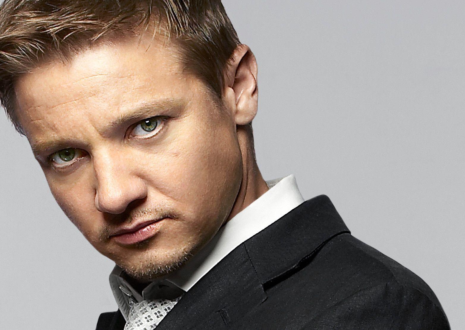 Jeremy Renner Images Wallpapers