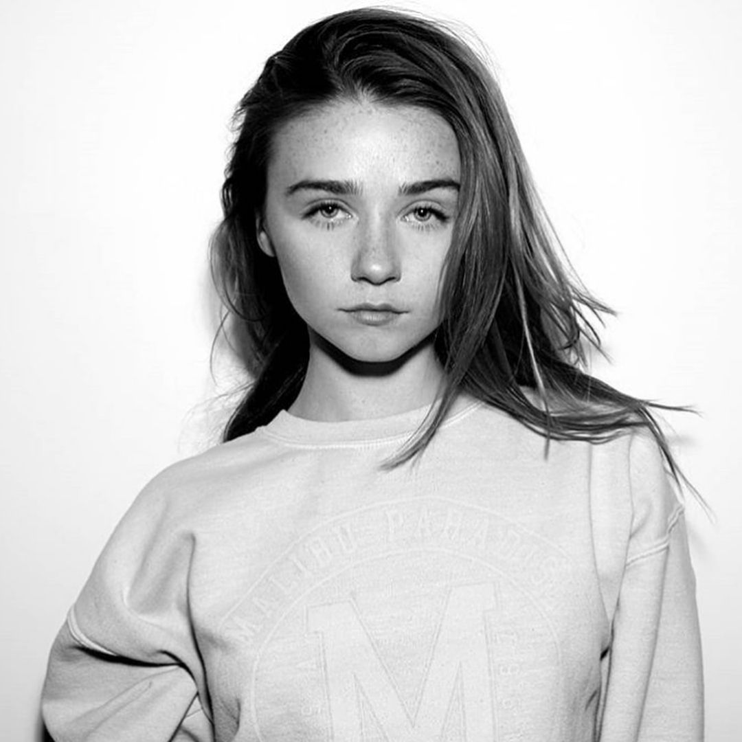 Jessica Barden Actress Wallpapers