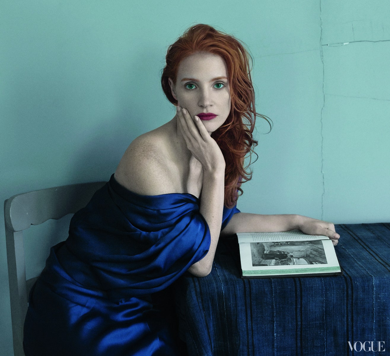 Jessica Chastain Beautiful Portrait Wallpapers