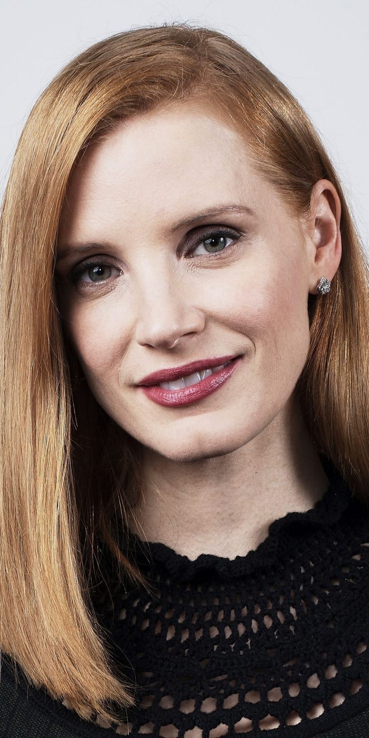 Jessica Chastain Beautiful Portrait Wallpapers