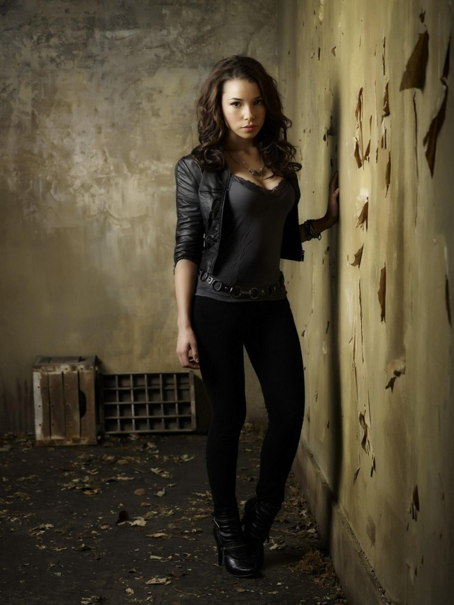 Jessica Parker Kennedy Wallpapers