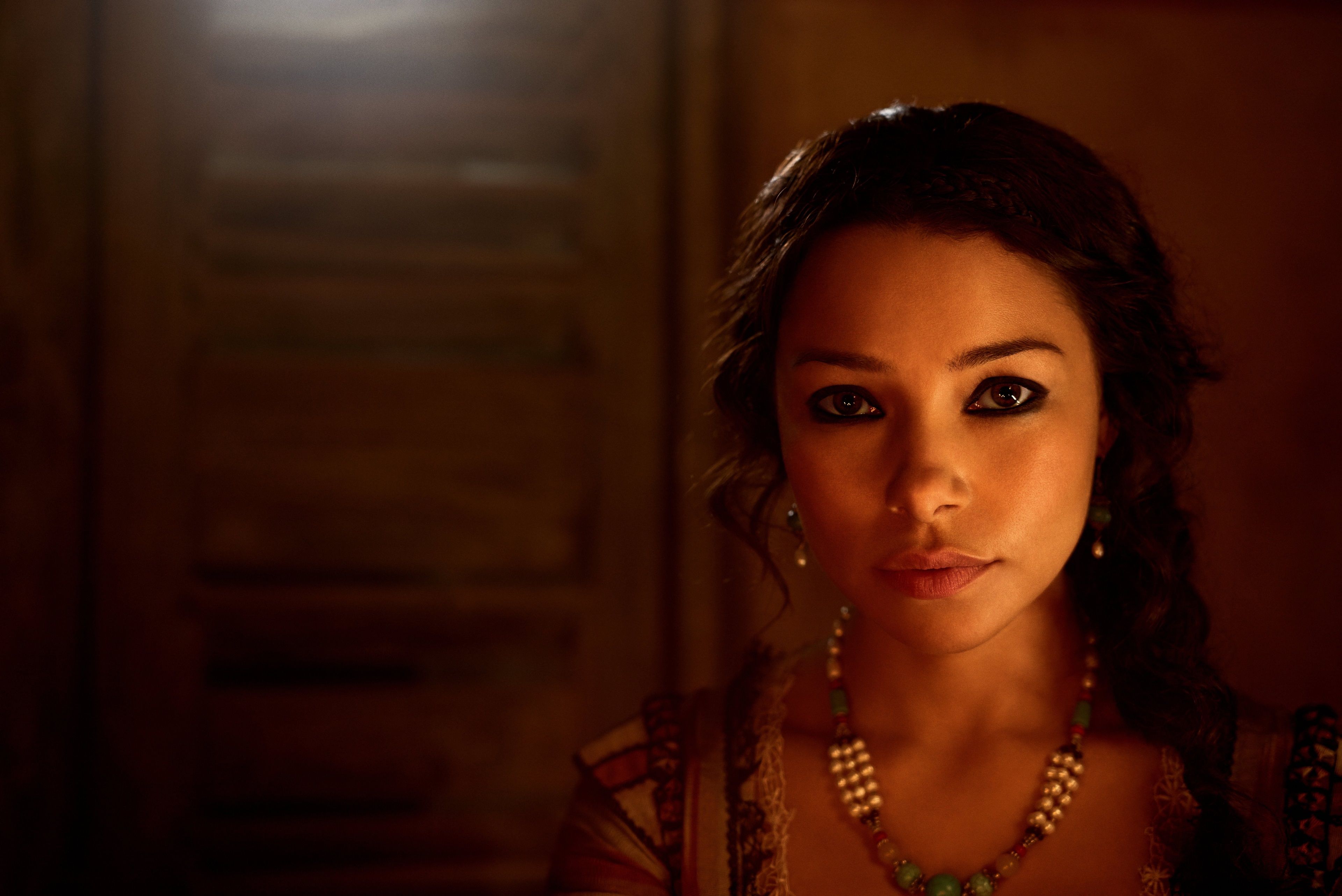 Jessica Parker Kennedy Wallpapers