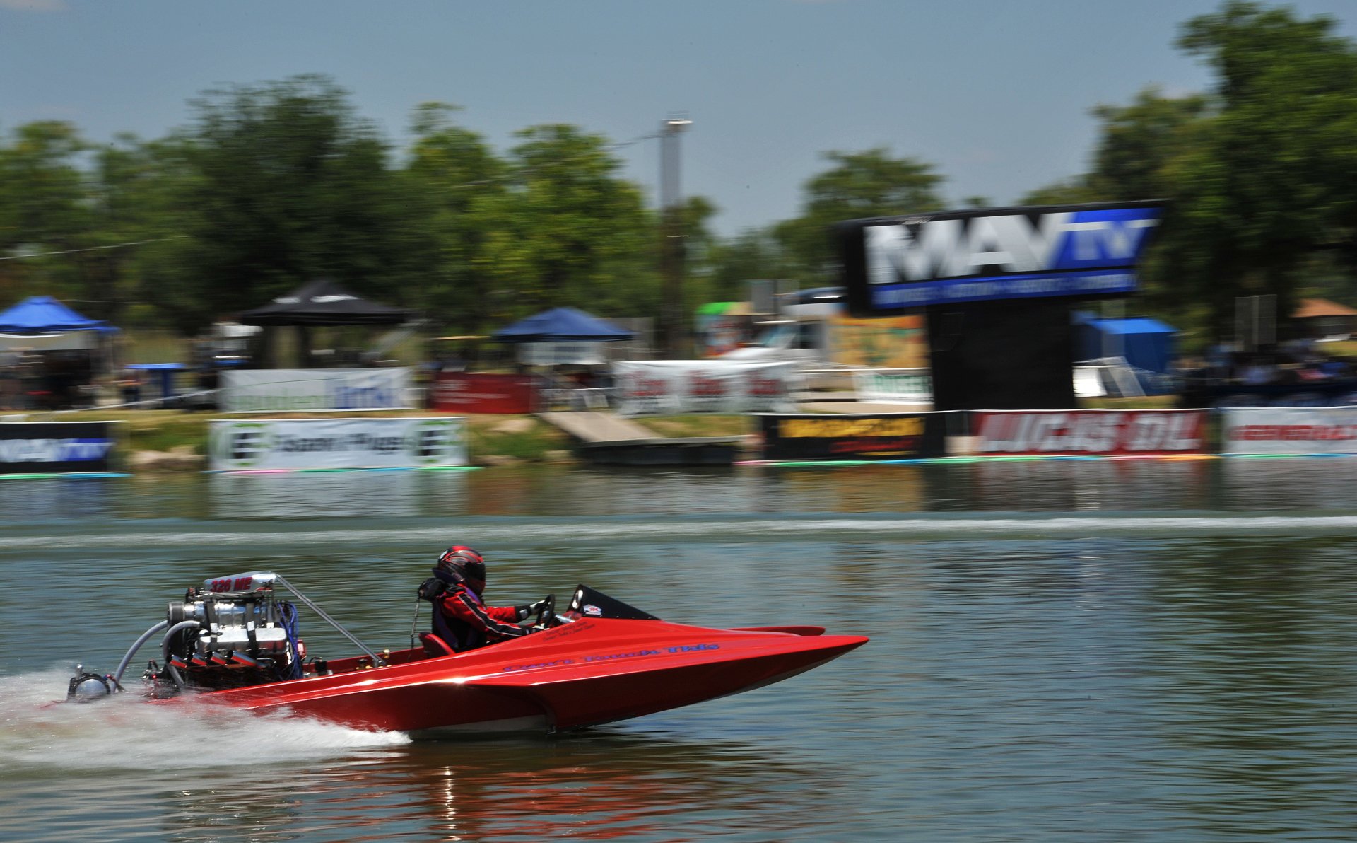 Jet Boat Wallpapers