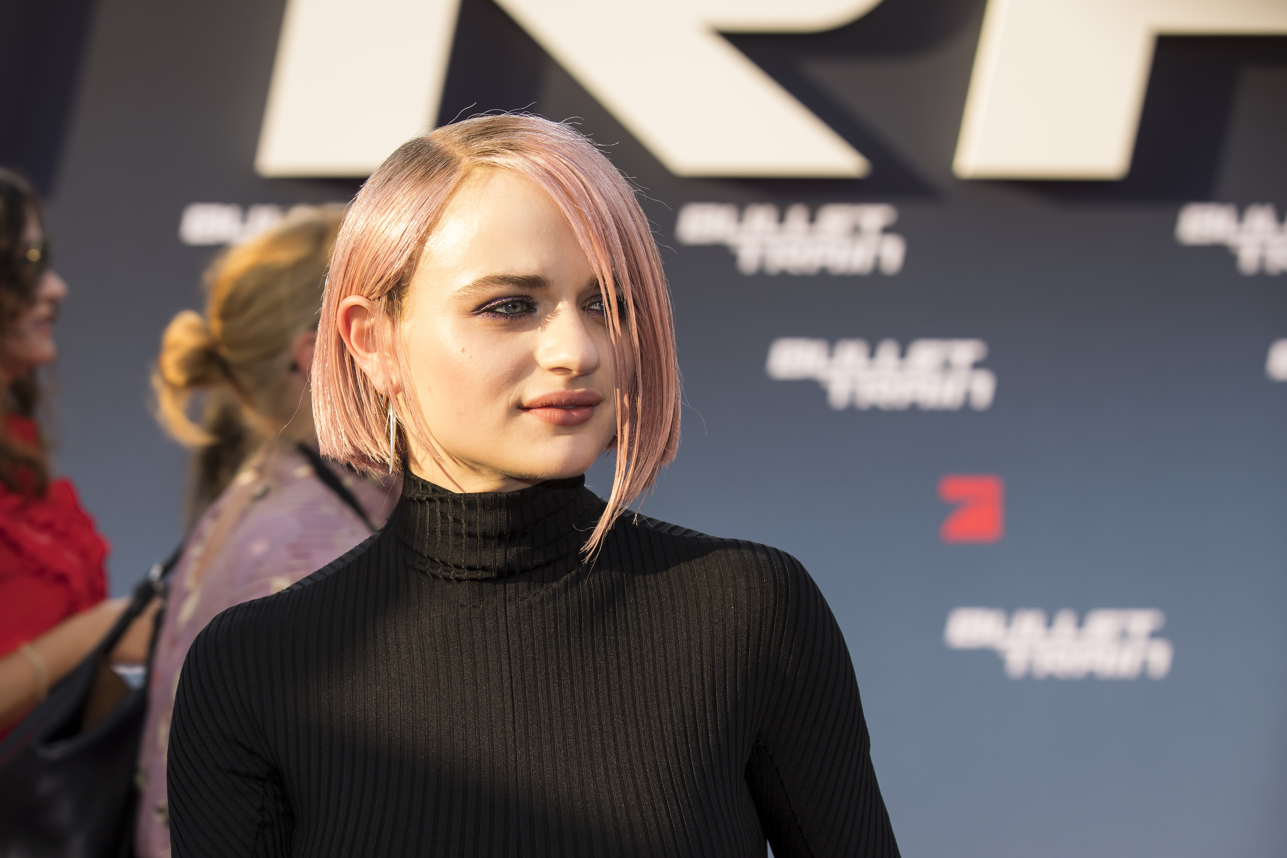 Joey King in Black Dress 2021 Wallpapers