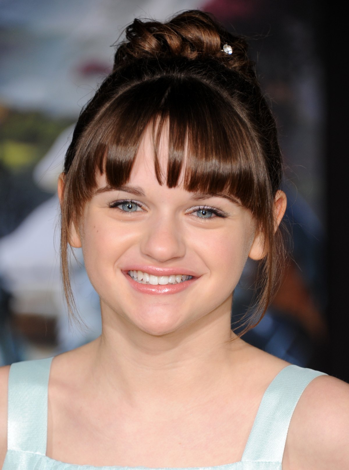 Joey King with Puppy Dog Wallpapers