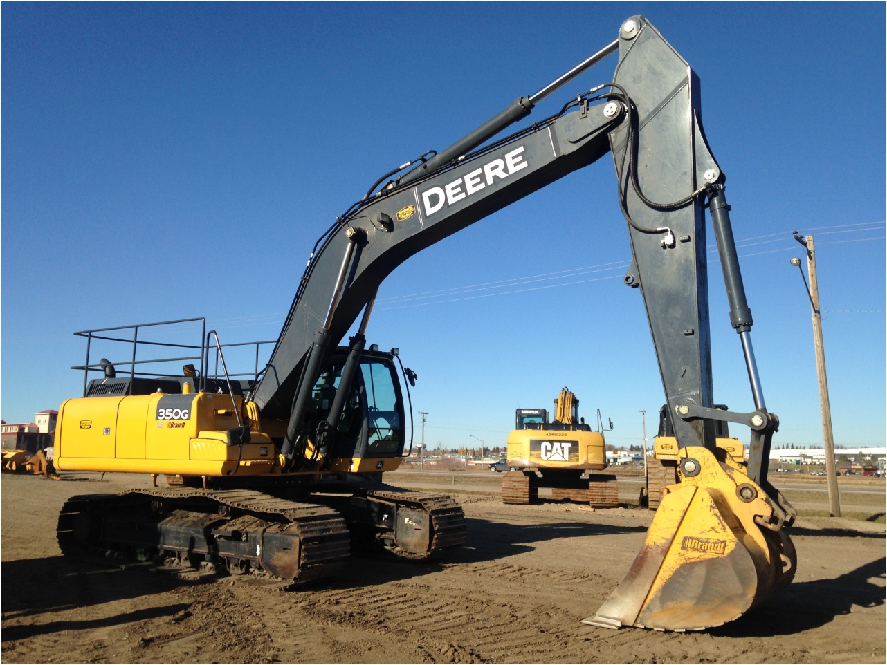 John Deere 350G Excavator Wallpapers