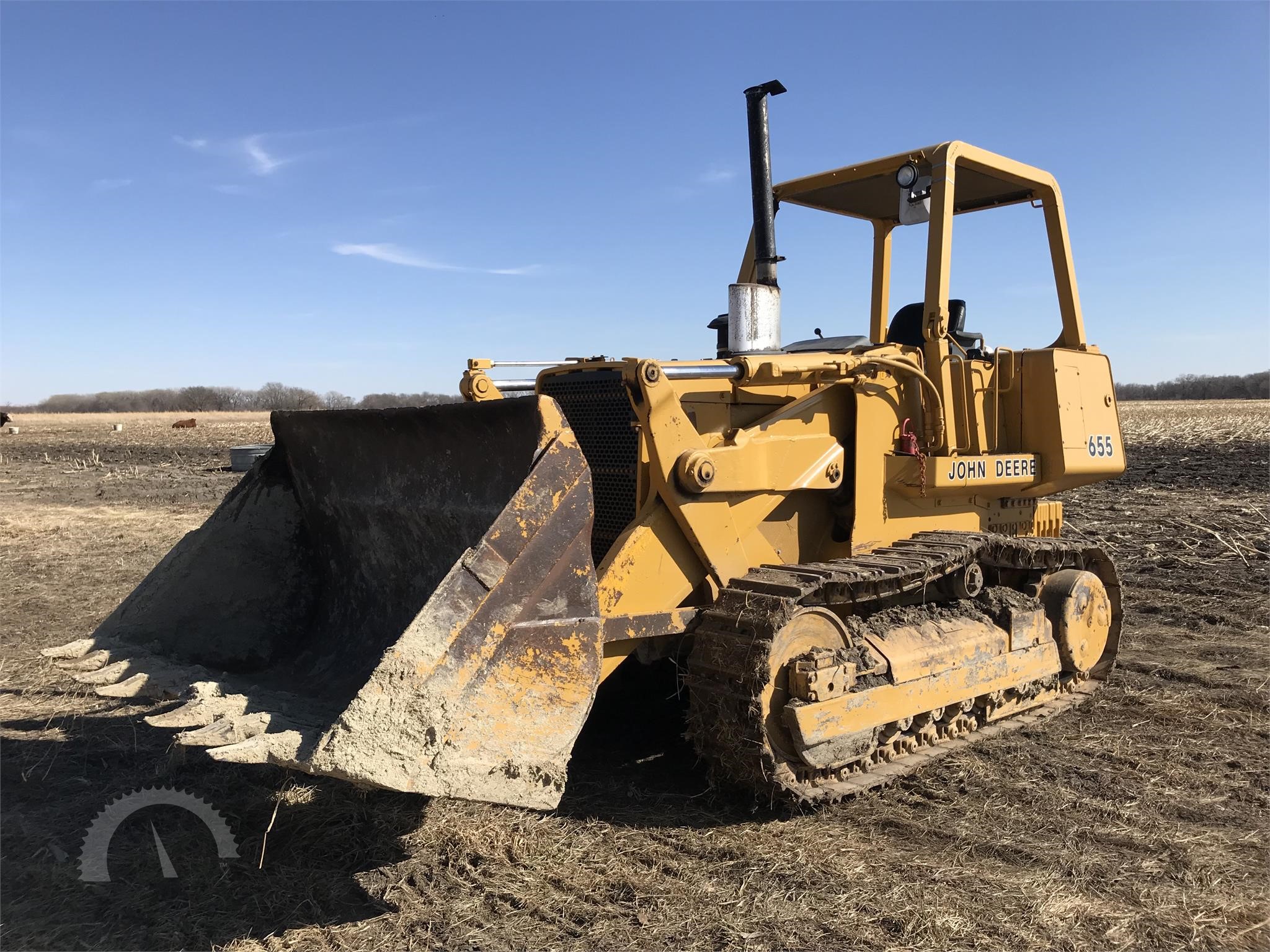 John Deere 605K Crawler Loader Wallpapers