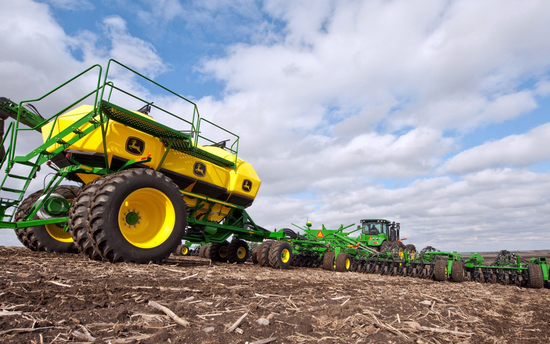 John Deere 605K Crawler Loader Wallpapers