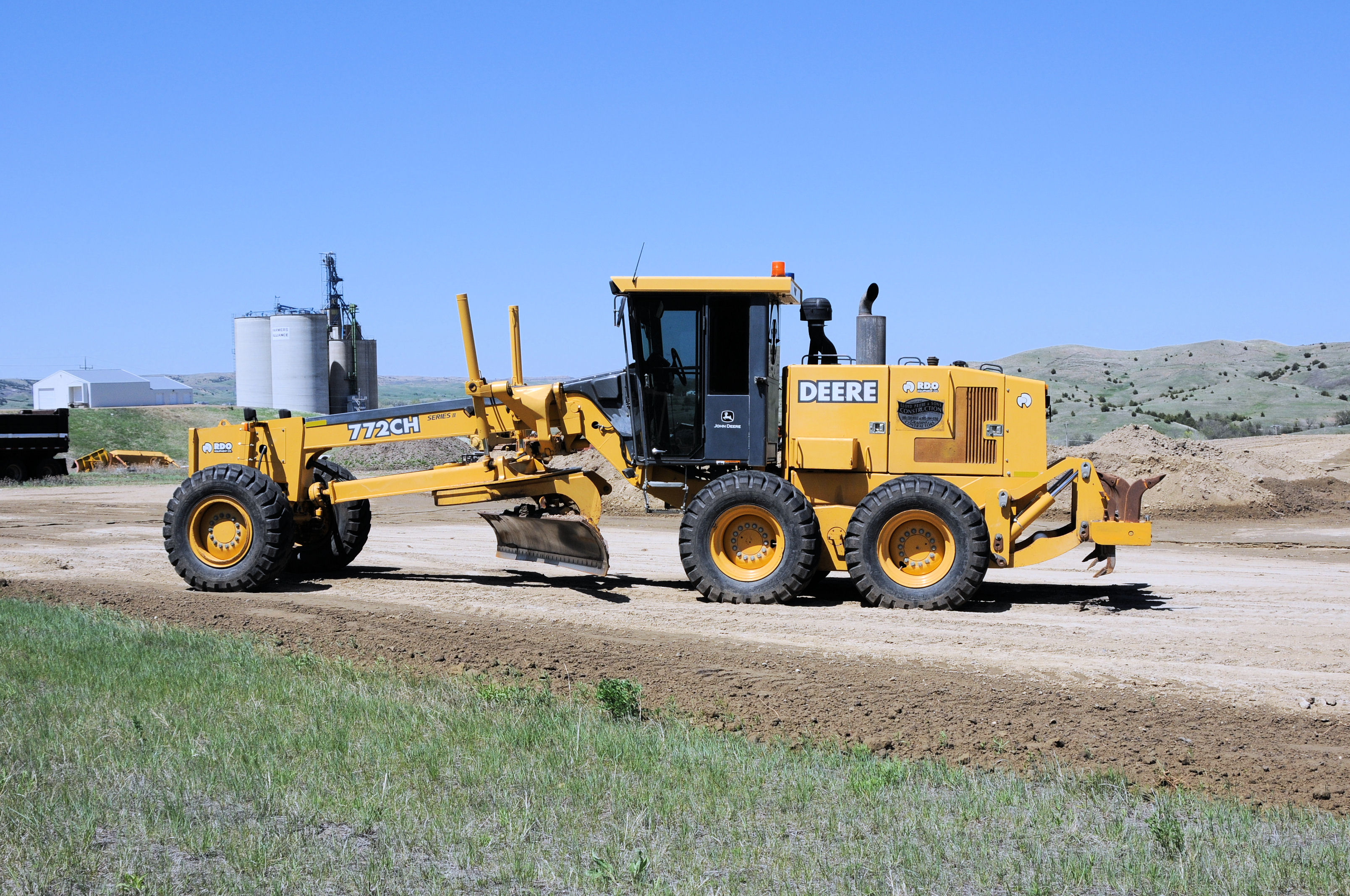 John Deere Grader Wallpapers