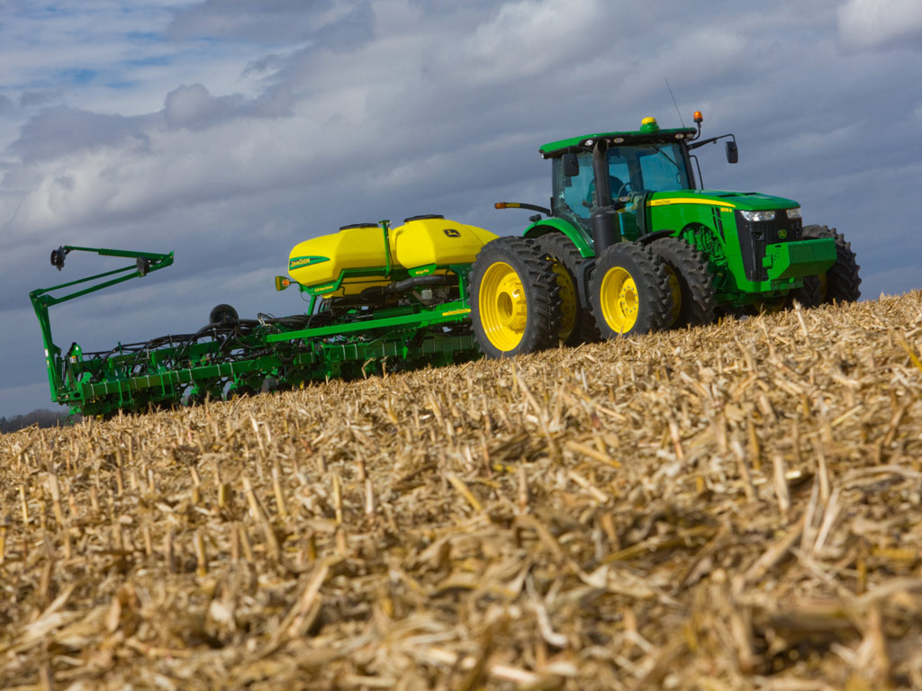 John Deere Tractor Wallpapers