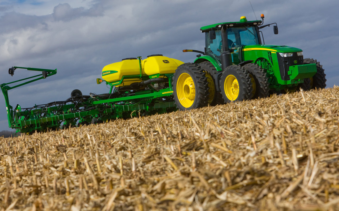 John Deere Tractor Wallpapers