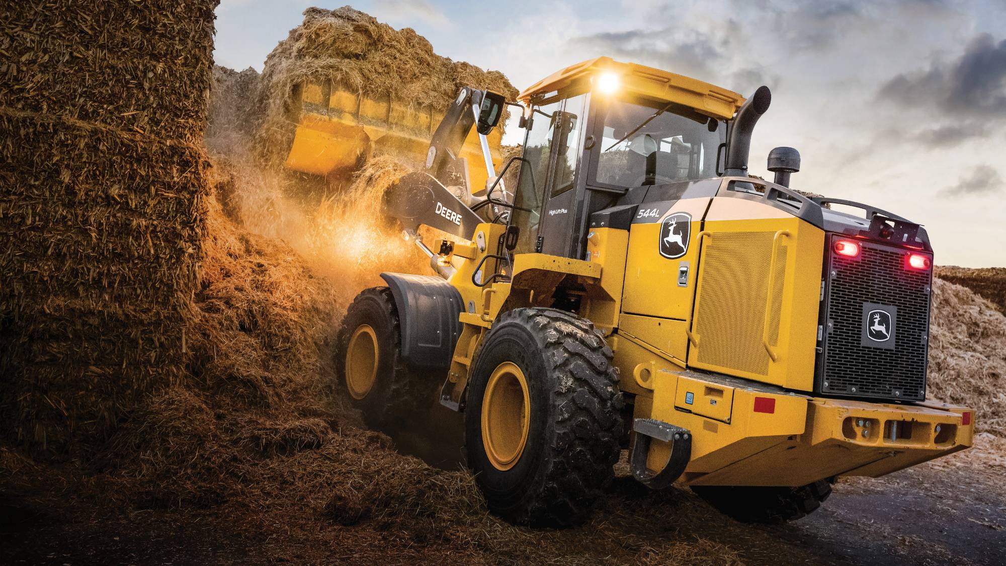 John Deere Wheel Loader Wallpapers