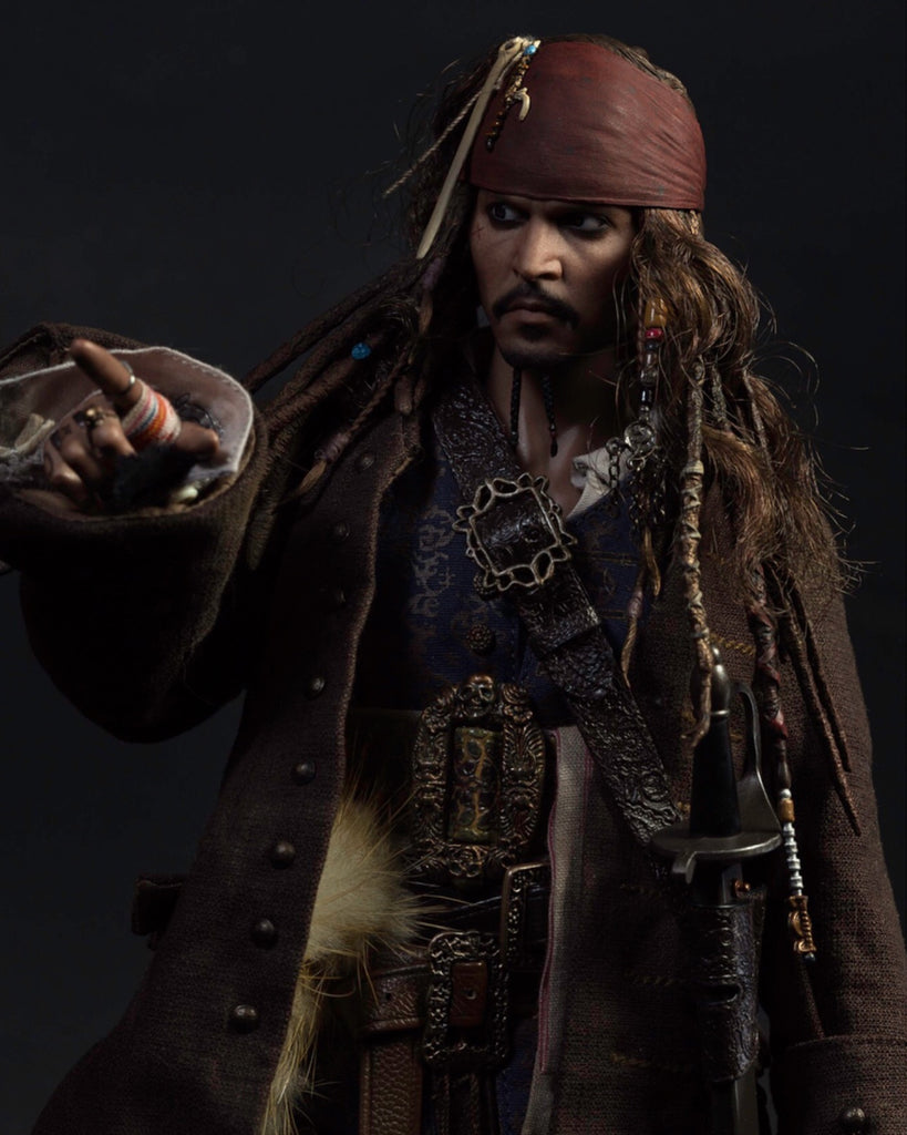 Johnny Depp As Jack Sparrow In Pirates Of The Caribbean Dead Men Tell No Tales Wallpapers