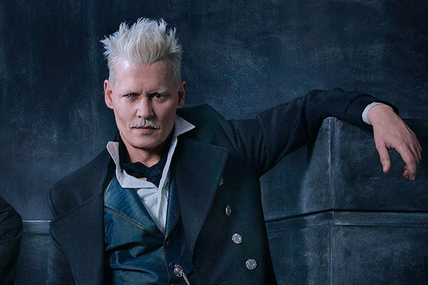 Johnny Depp In Fantastic Beasts The Crimes Of Grindelwald Wallpapers