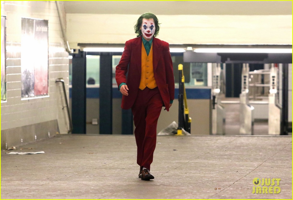 Joker Walking Wallpapers
