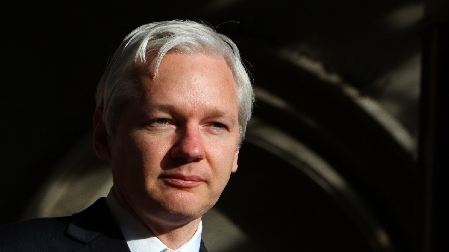 Jolia Assange Wallpapers