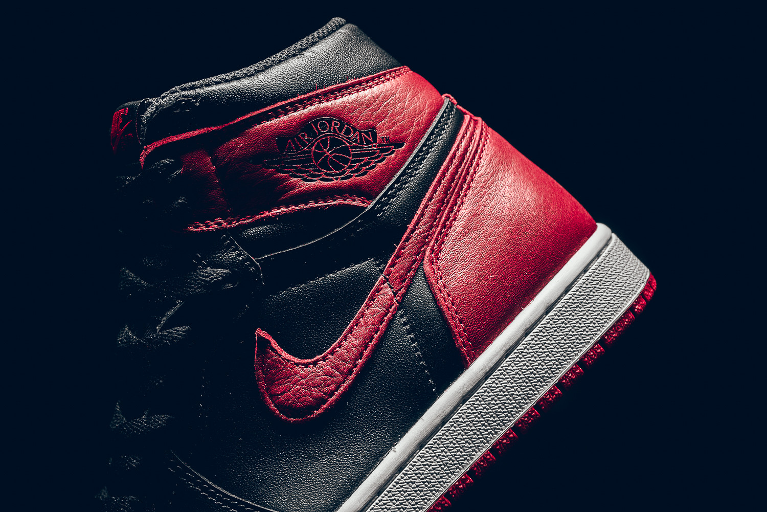 Jordan 1 Bred Wallpapers