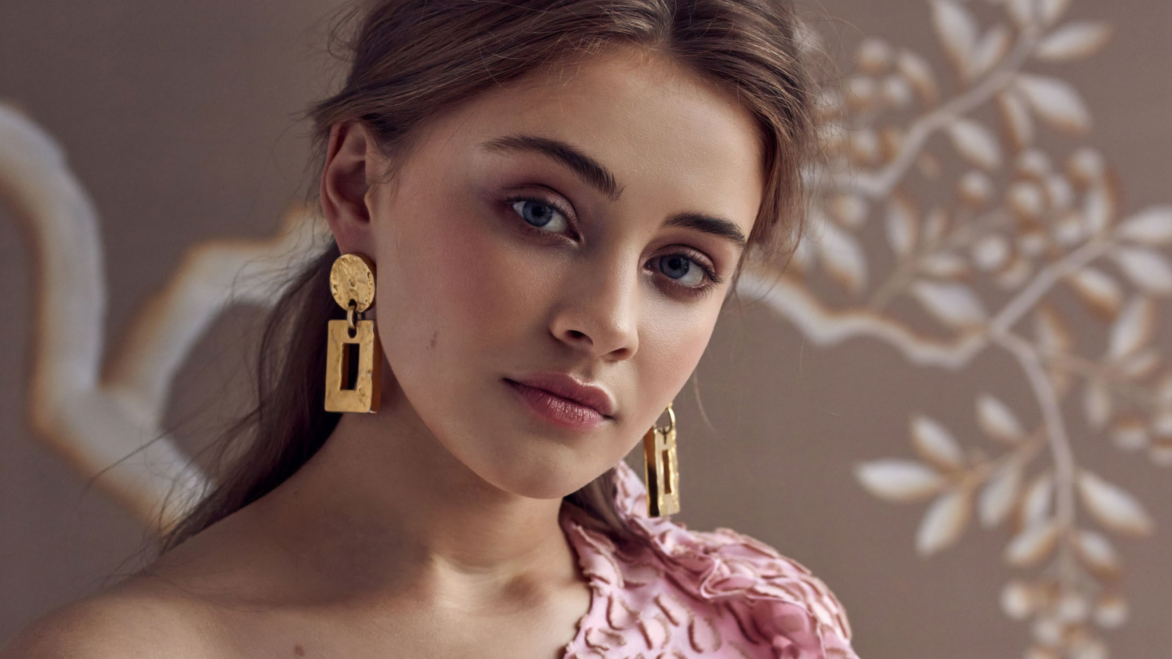 Josephine Langford 2018 Wallpapers