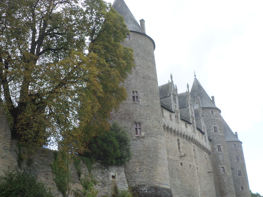 Josselin Castle Wallpapers