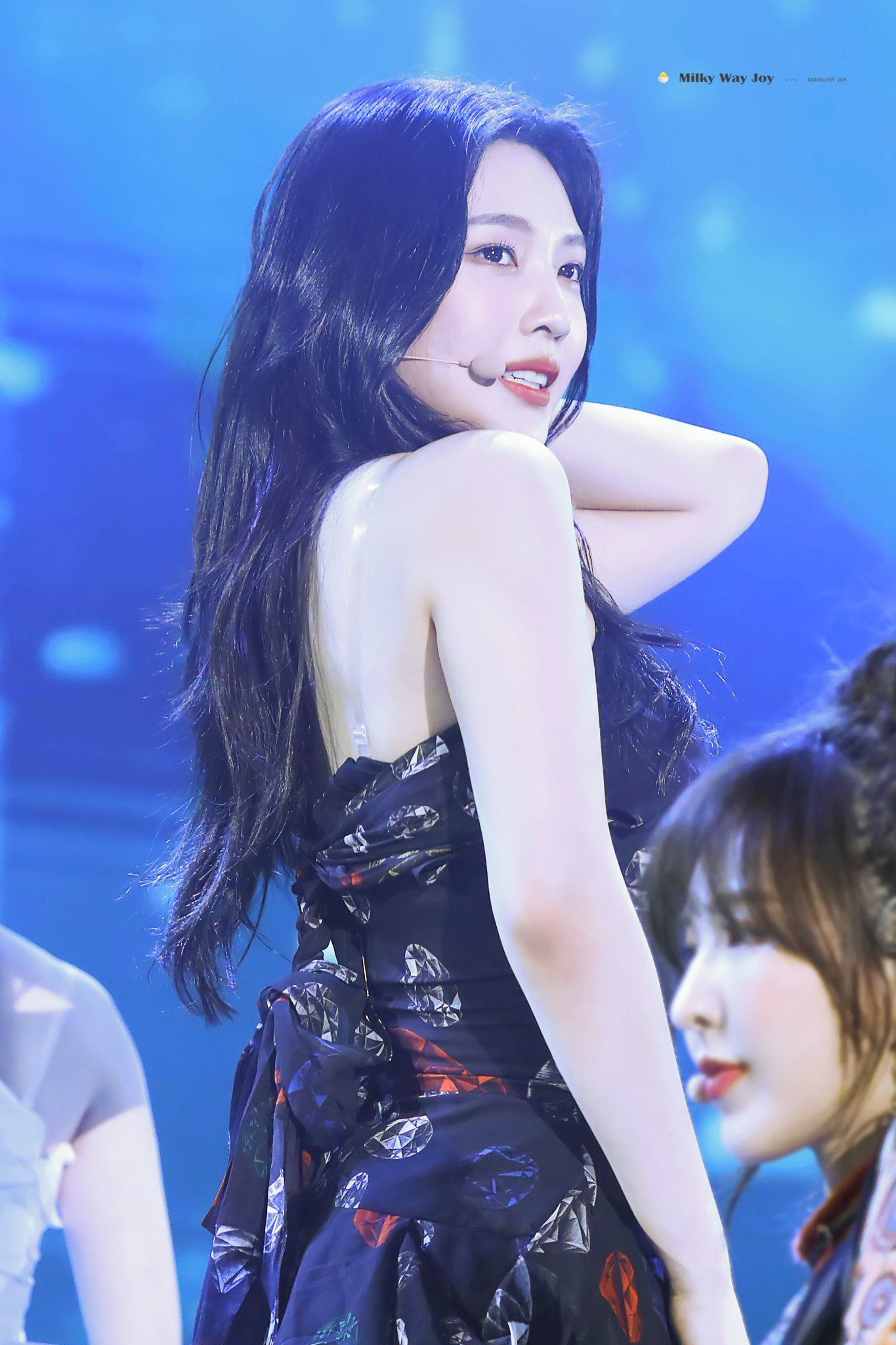 Joy Red Velvet Milky Way Wallpapers