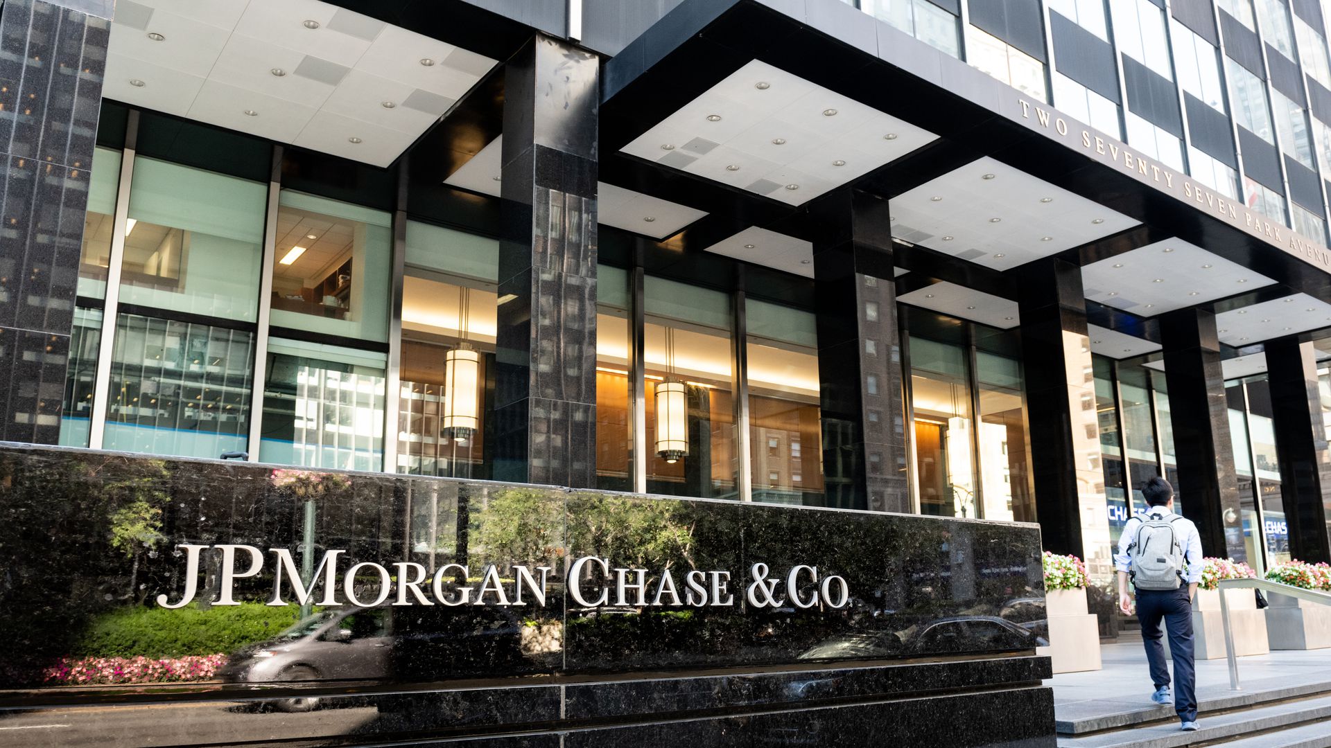 Jpmorgan Chase Tower Wallpapers