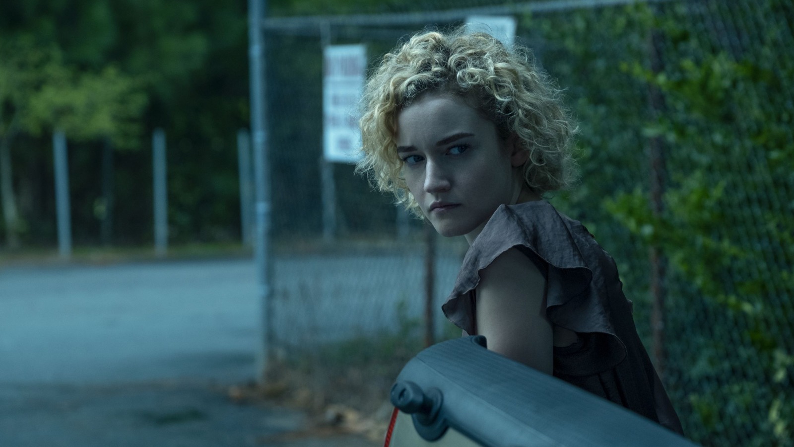 Julia Garner 2019 Wallpapers