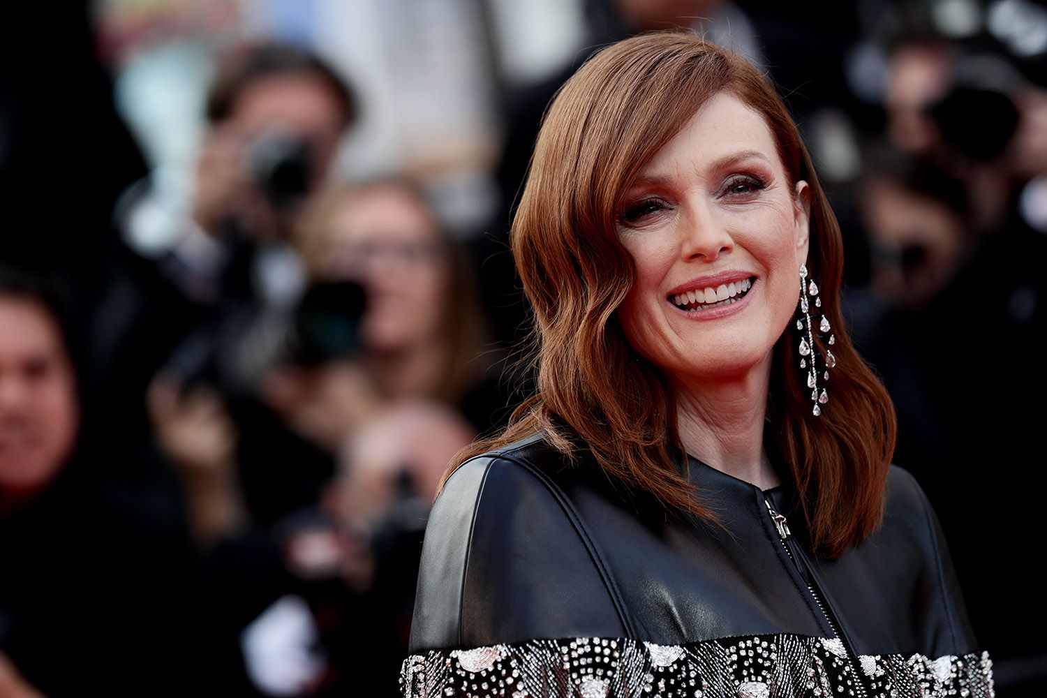 Julianne Moore In The Glorias Wallpapers