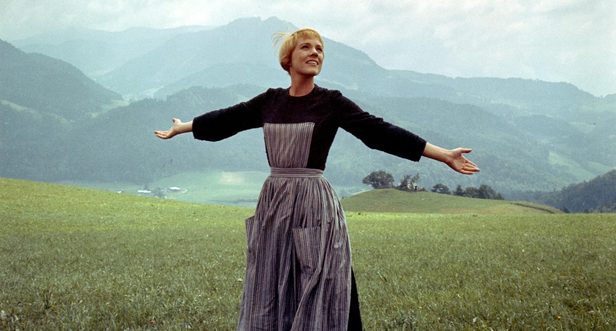 Julie Andrews Wallpapers