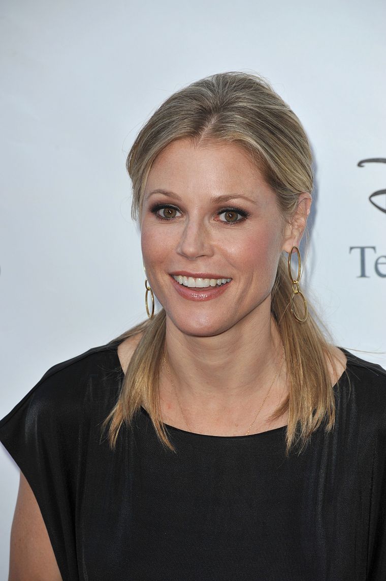 Julie Bowen Wallpapers