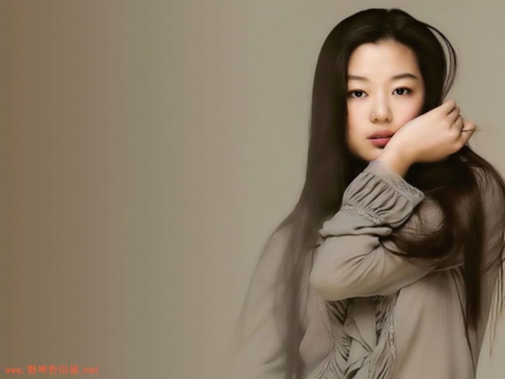 Jun Ji-Hyun Wallpapers