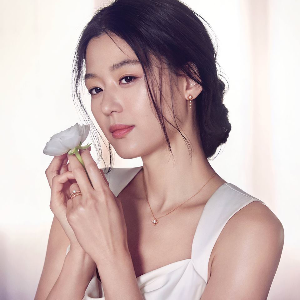 Jun Ji-Hyun Wallpapers