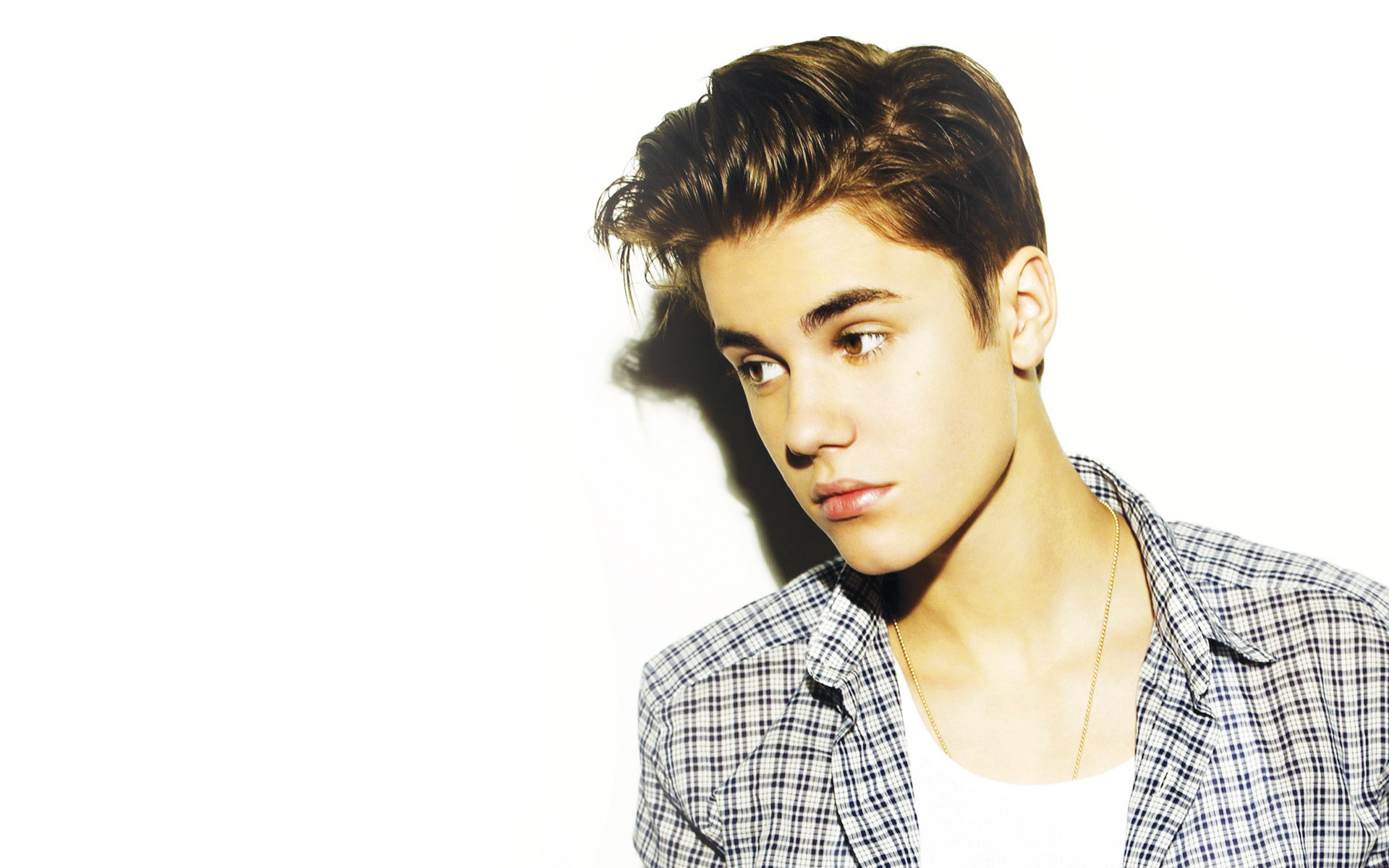 Justin Bieber Desktop Wallpapers