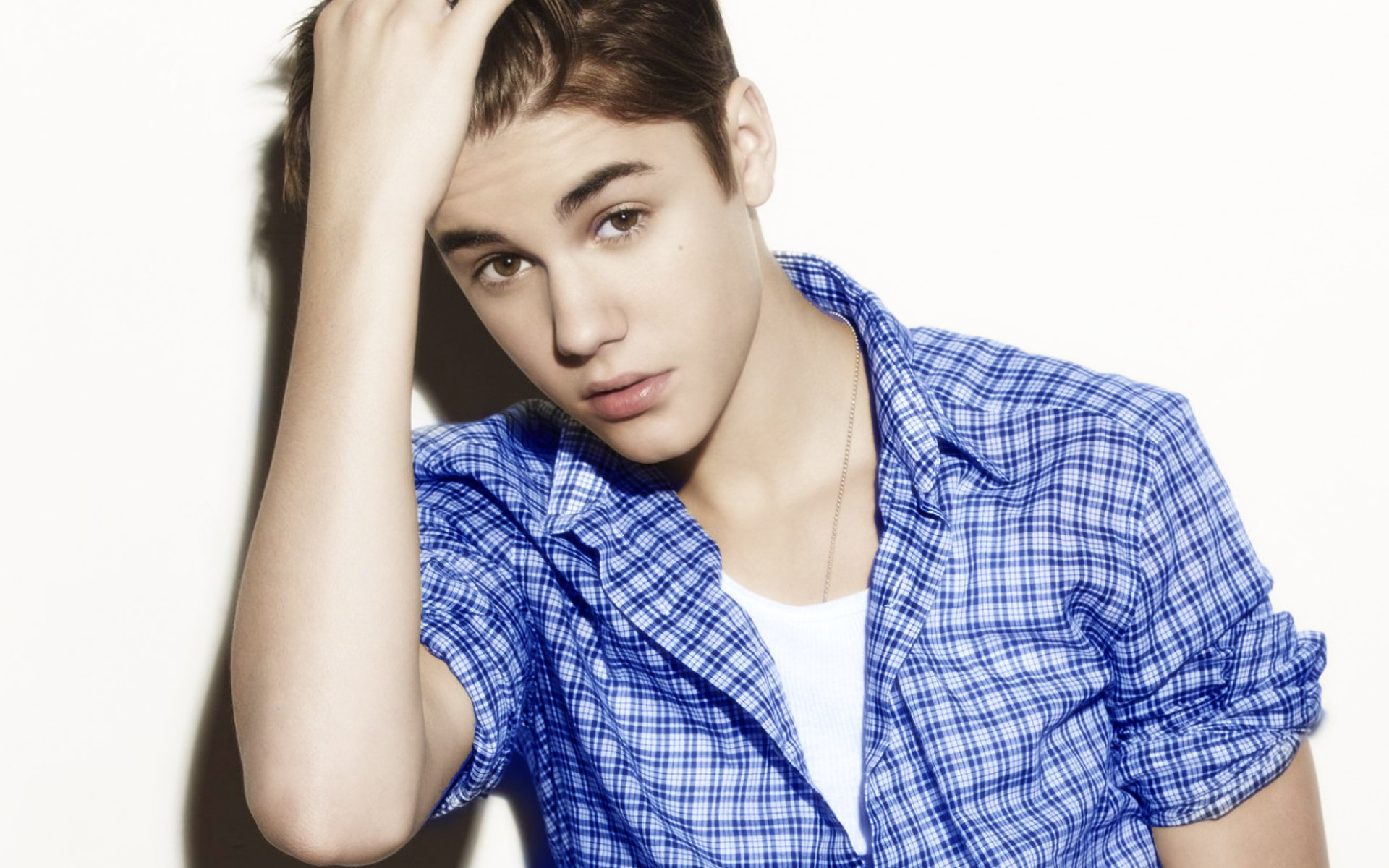 Justin Bieber Desktop Wallpapers