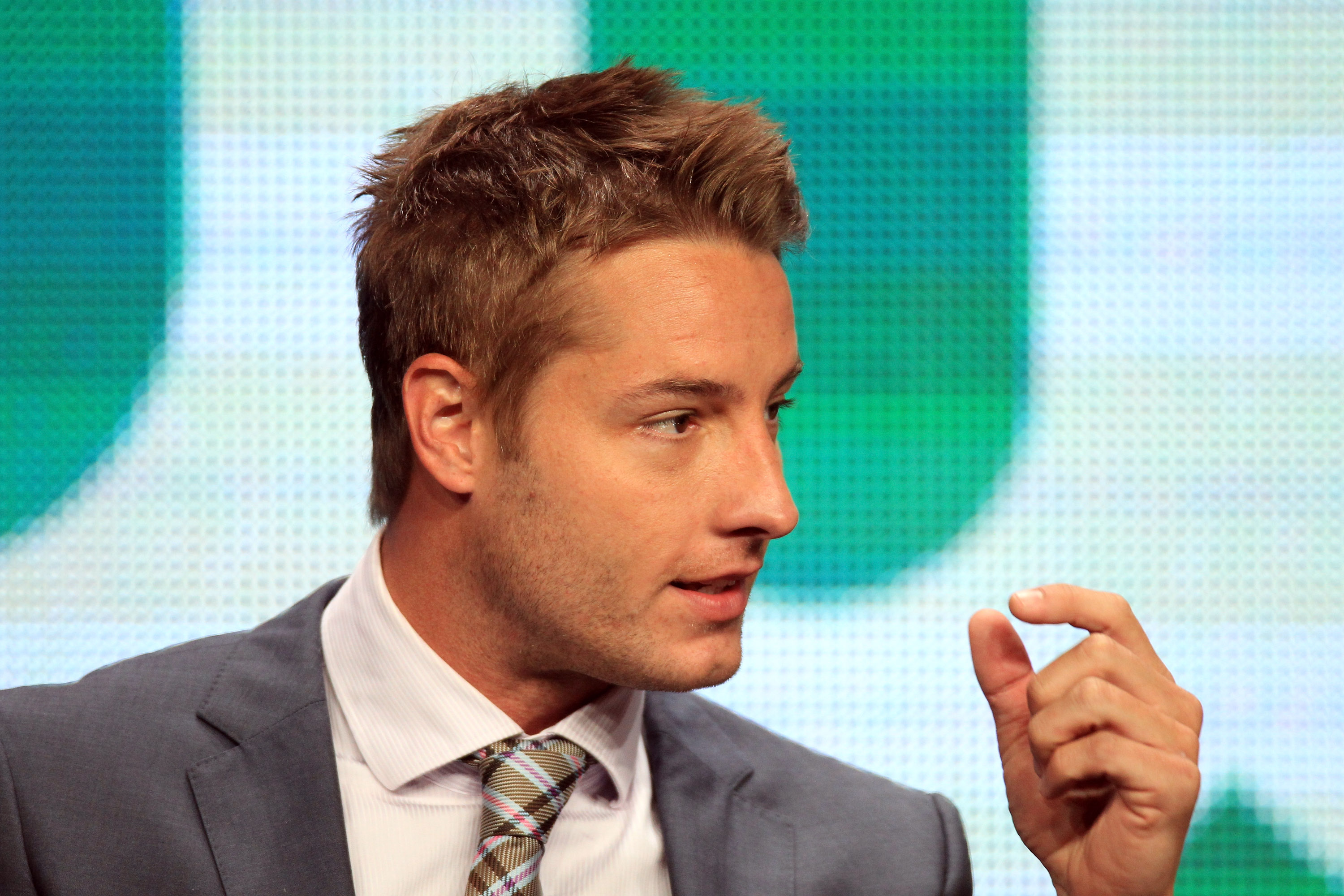 Justin Hartley Photos Wallpapers