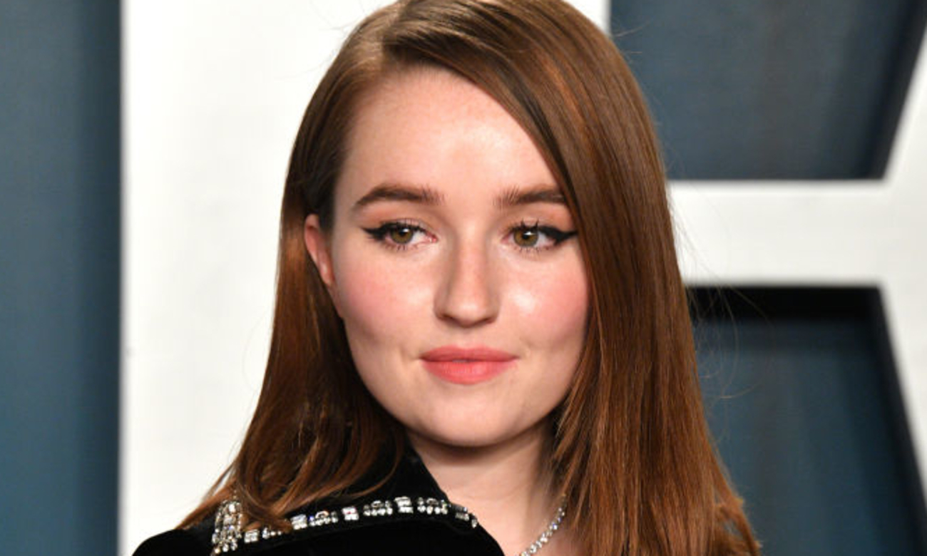 Kaitlyn Dever Actress 2021 Wallpapers