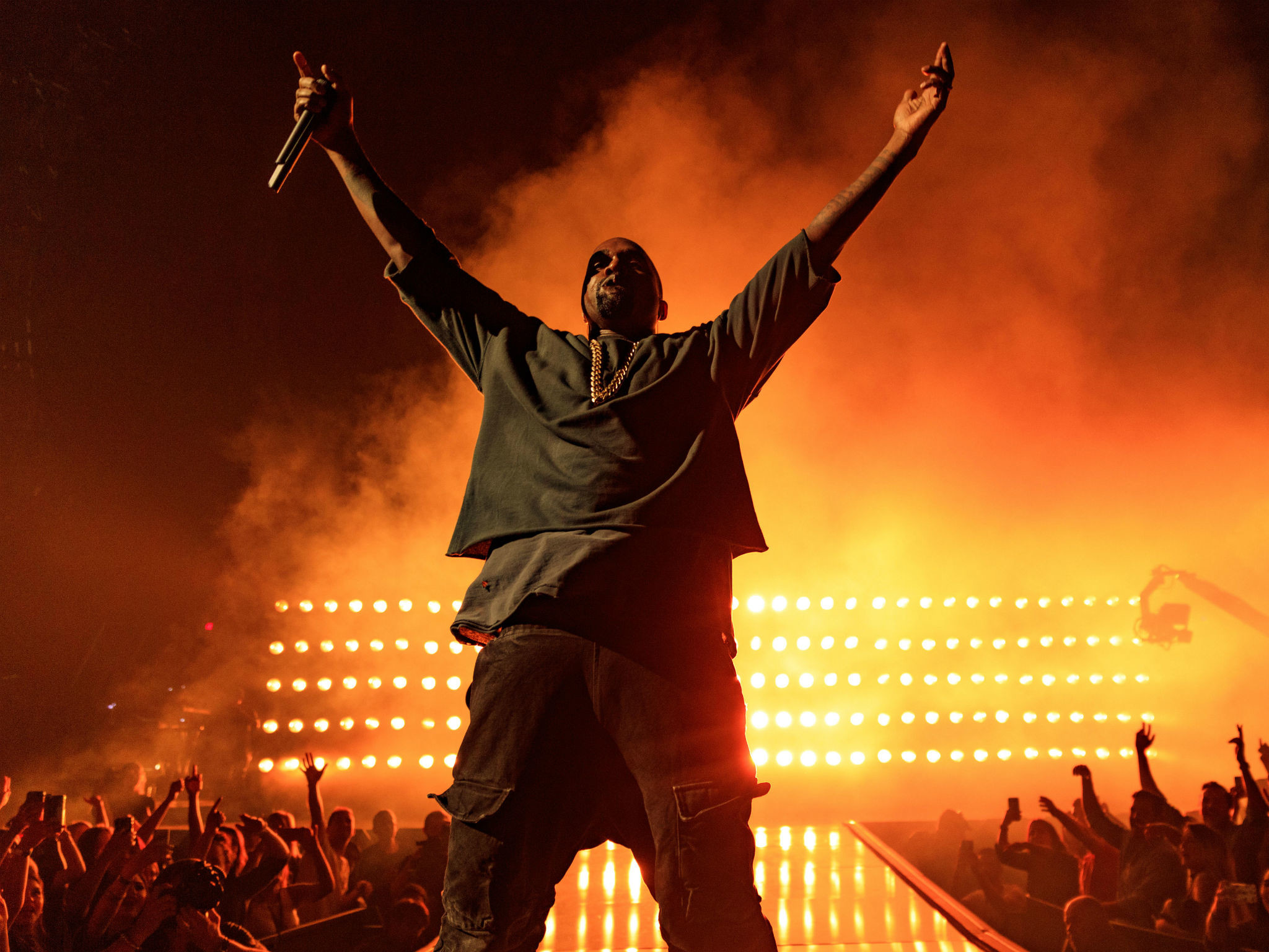 Kanye West Iconic Pictures Wallpapers