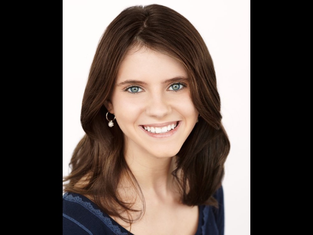 Kara Hayward 2019 Wallpapers