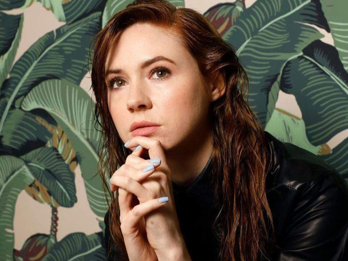 Karen Gillan American Way Magazine 2018 Wallpapers