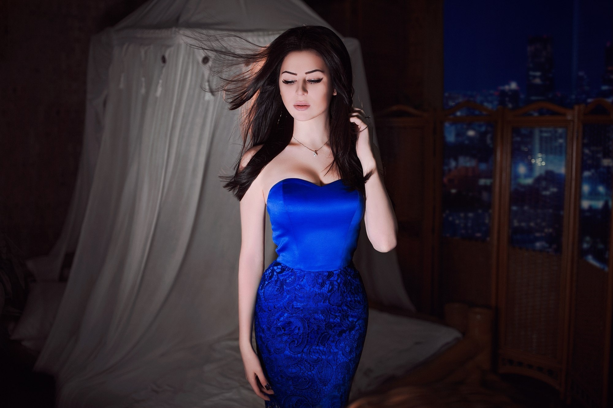 Karen Gillan Blue Dress Wallpapers