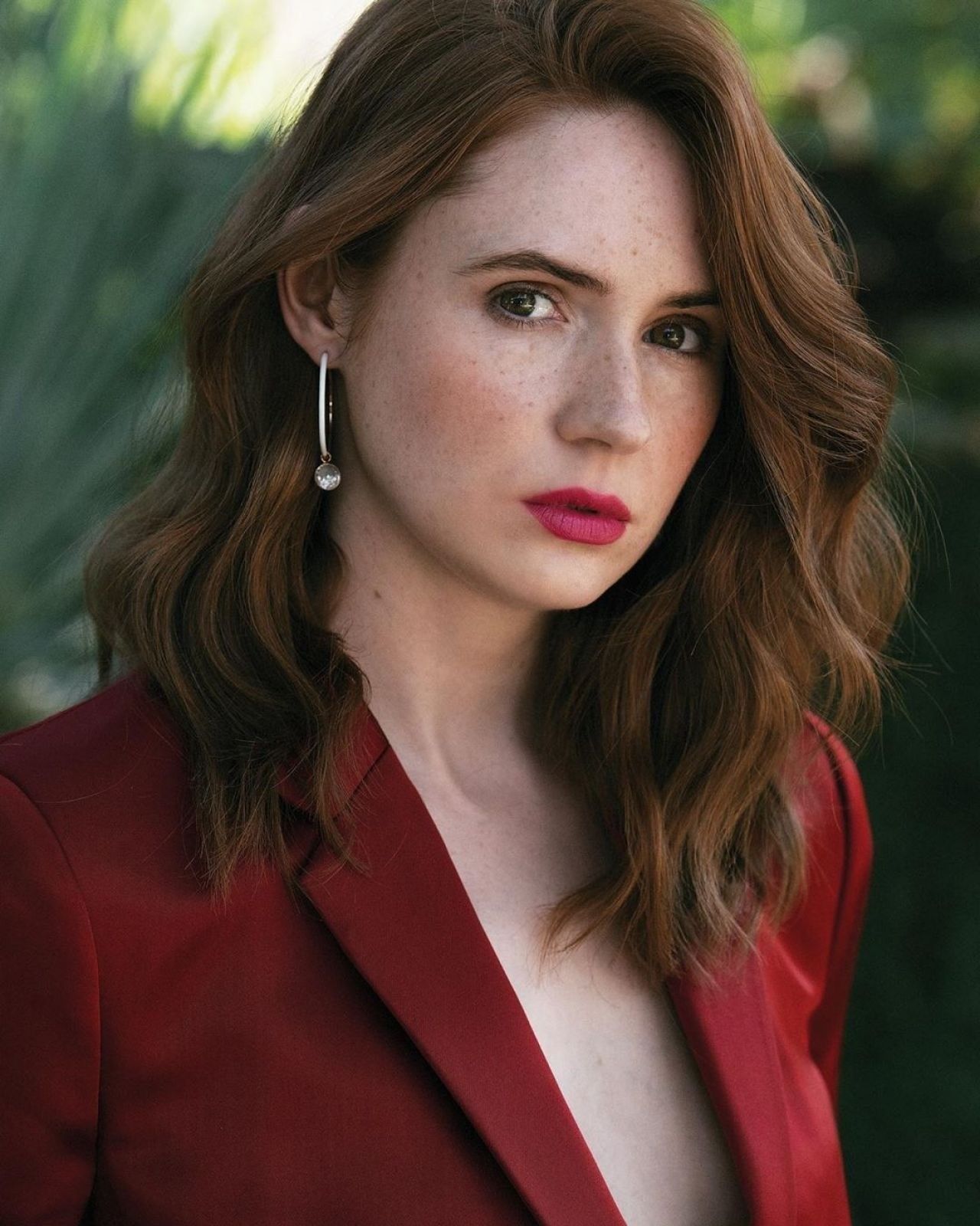 Karen Gillan Bustle 2019 Wallpapers