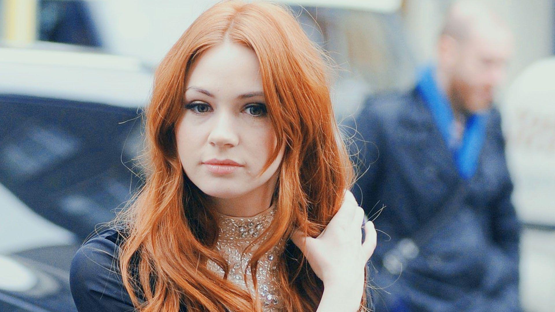 Karen Gillan Bustle 2019 Wallpapers