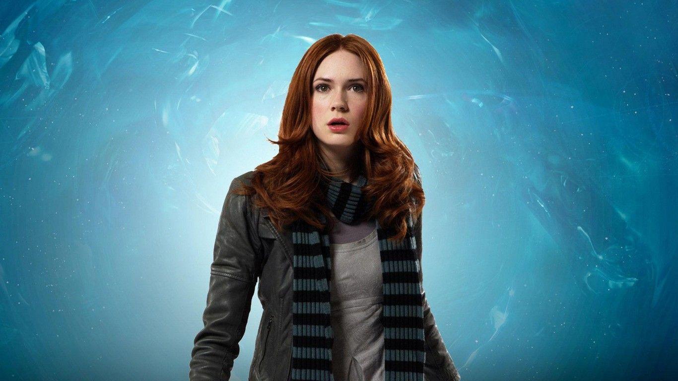 Karen Gillan Bustle Wallpapers