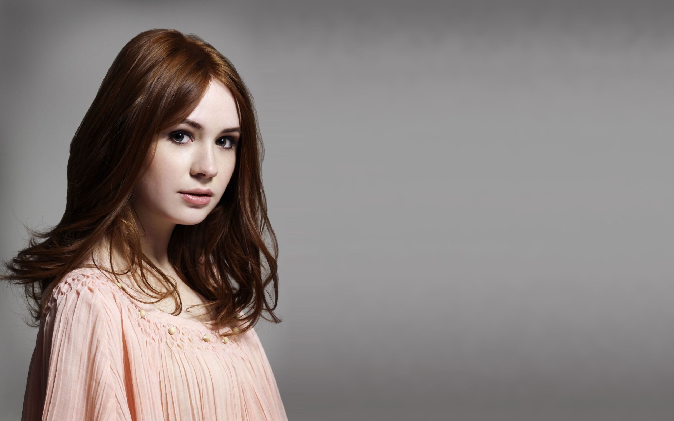 Karen Gillan Hot Short Hair Shoot Wallpapers