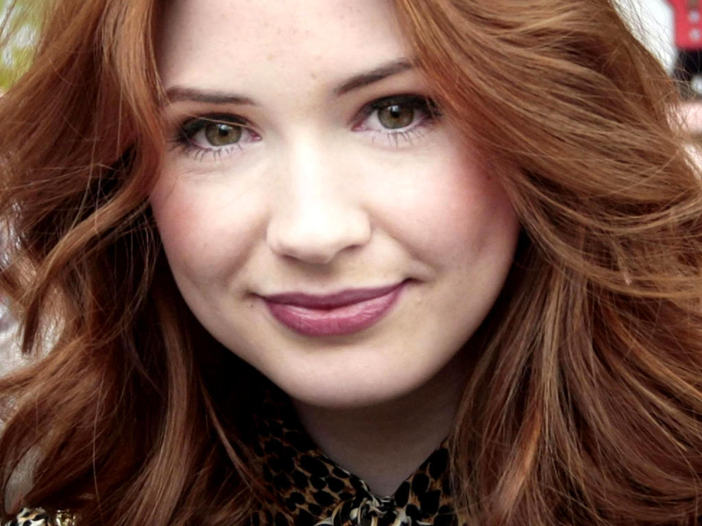 Karen Gillan Redhead Scottish Portrait Wallpapers