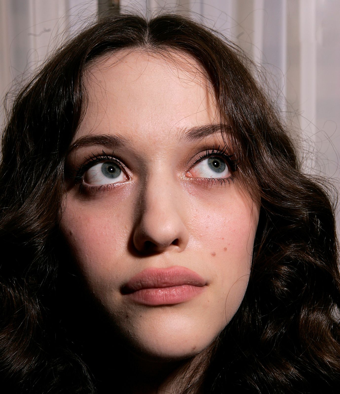 Kat Dennings Latest Photoshoot Wallpapers