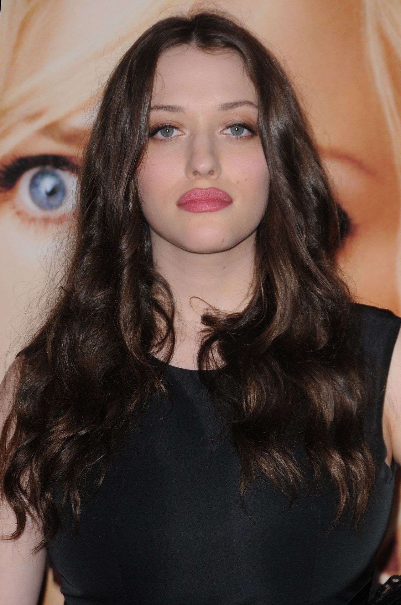 Kat Dennings Wallpapers